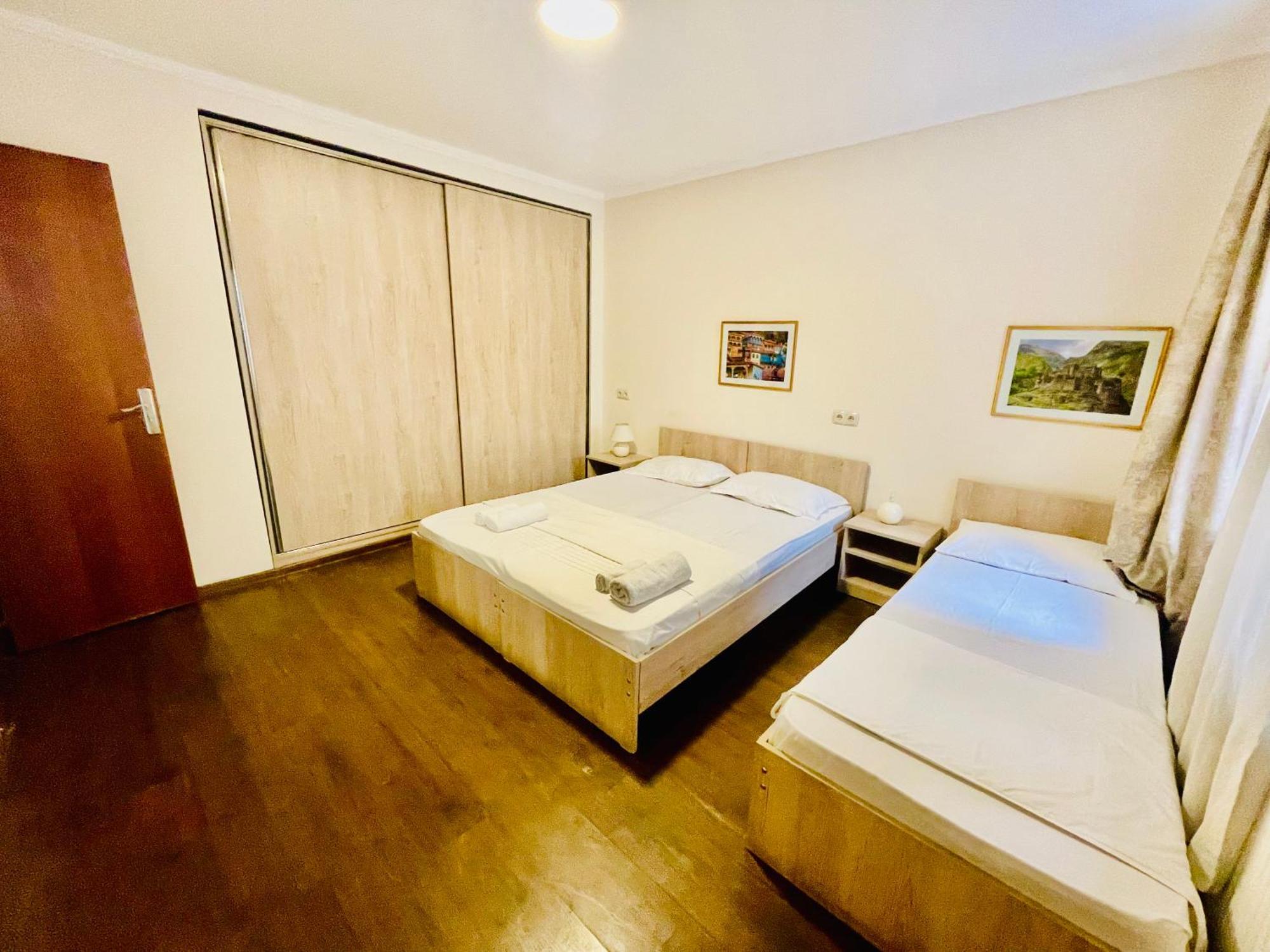 Hotel Klarastan Bon Voyage Tbilisi Ngoại thất bức ảnh