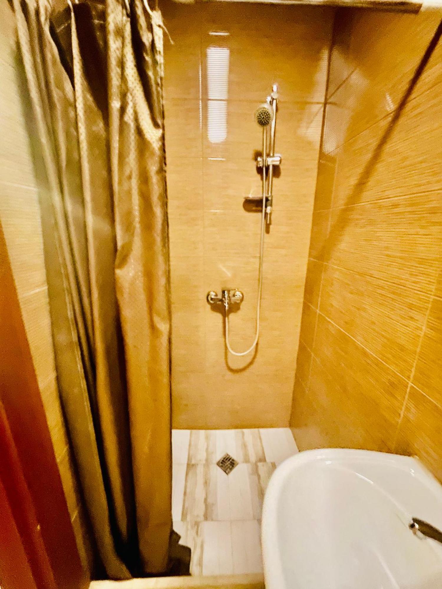 Hotel Klarastan Bon Voyage Tbilisi Ngoại thất bức ảnh