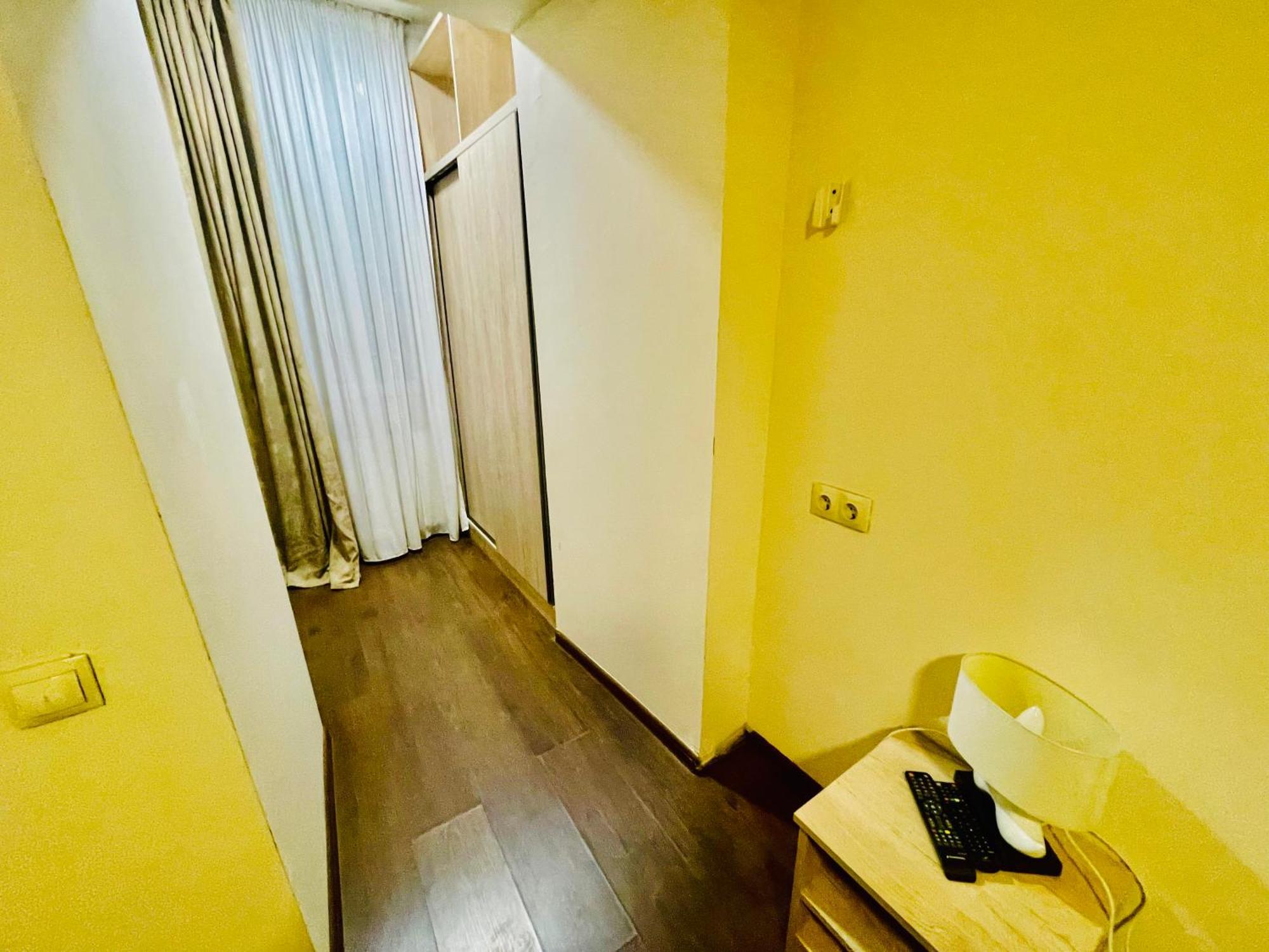Hotel Klarastan Bon Voyage Tbilisi Ngoại thất bức ảnh