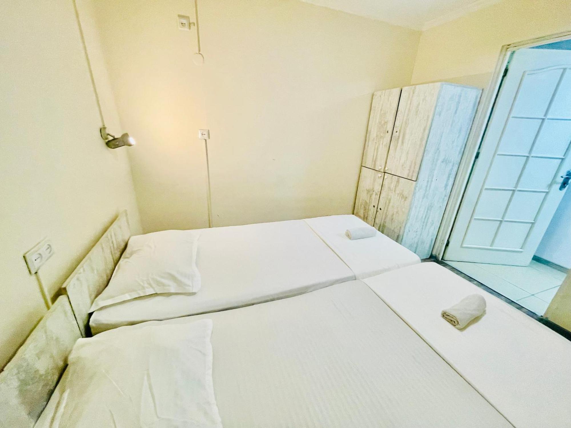 Hotel Klarastan Bon Voyage Tbilisi Ngoại thất bức ảnh