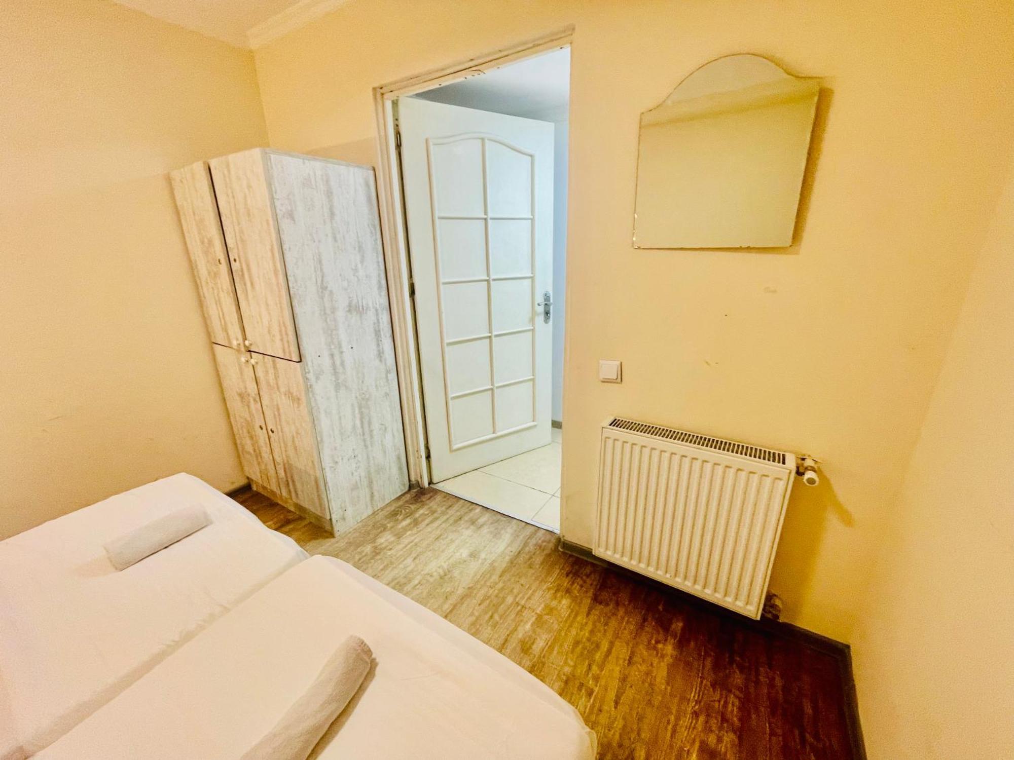 Hotel Klarastan Bon Voyage Tbilisi Ngoại thất bức ảnh