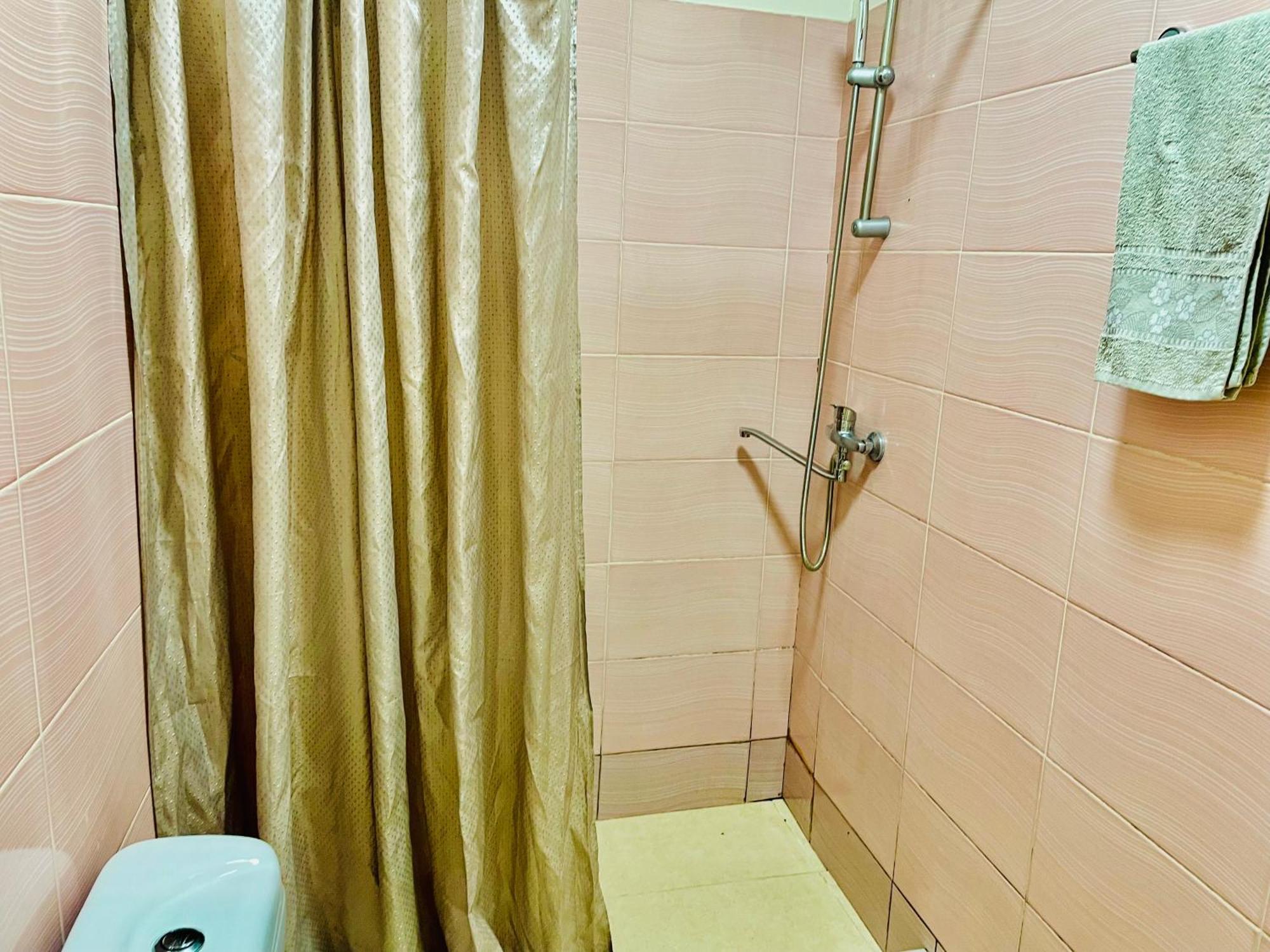 Hotel Klarastan Bon Voyage Tbilisi Ngoại thất bức ảnh