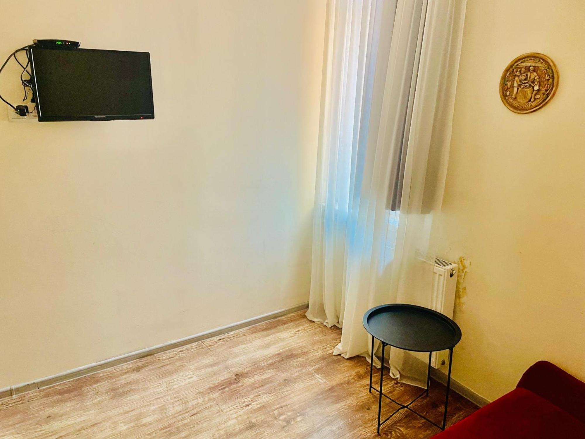 Hotel Klarastan Bon Voyage Tbilisi Ngoại thất bức ảnh