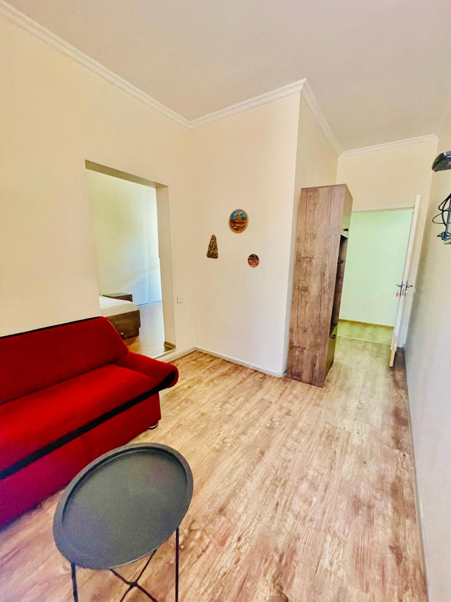 Hotel Klarastan Bon Voyage Tbilisi Ngoại thất bức ảnh