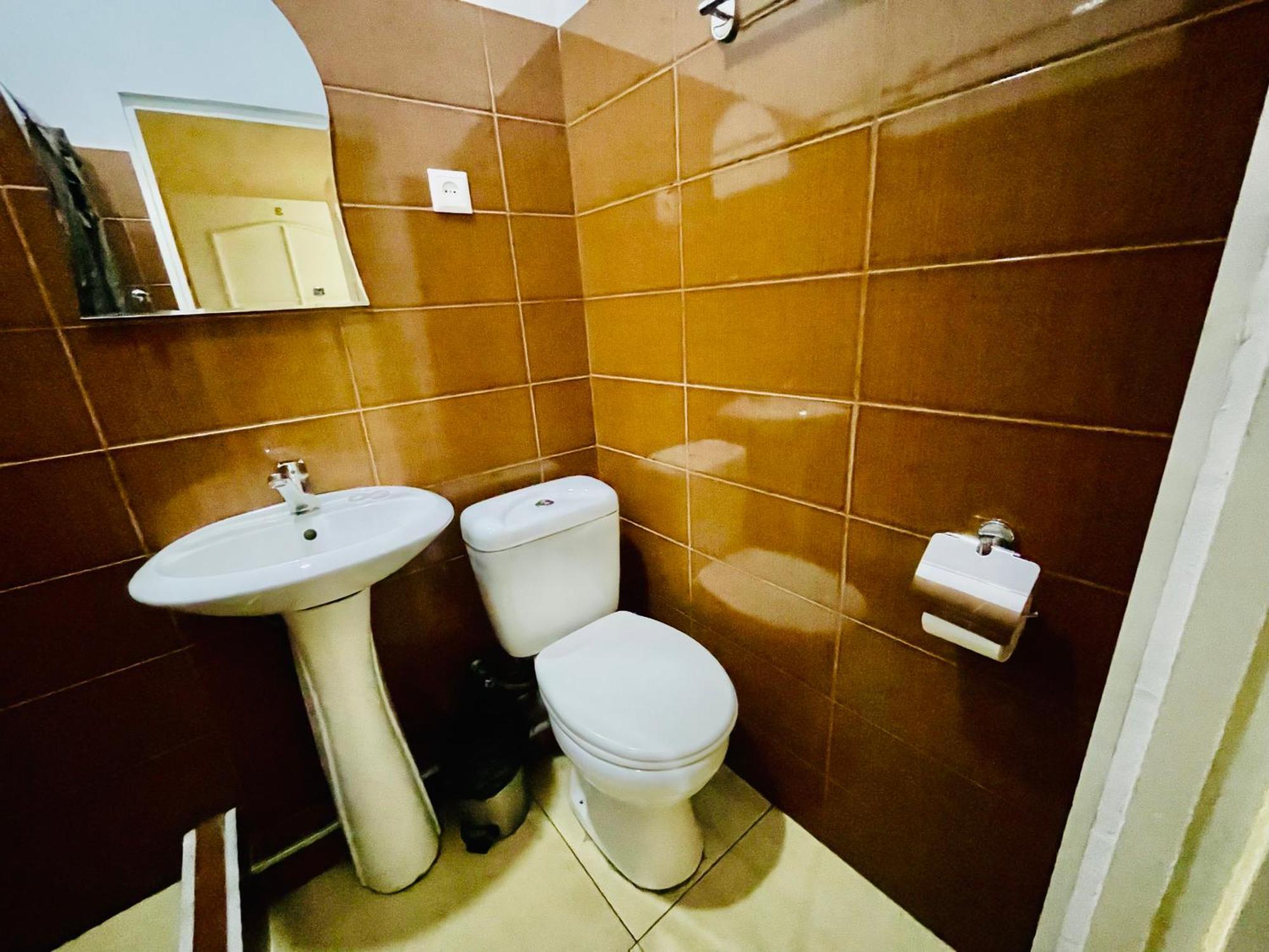 Hotel Klarastan Bon Voyage Tbilisi Ngoại thất bức ảnh