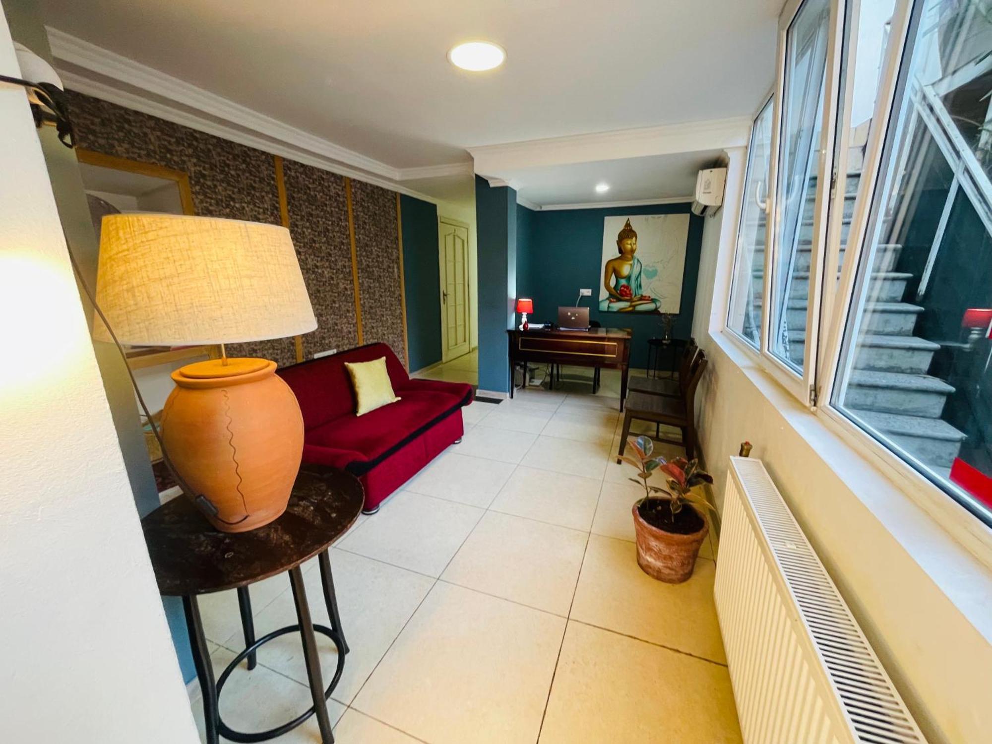Hotel Klarastan Bon Voyage Tbilisi Ngoại thất bức ảnh