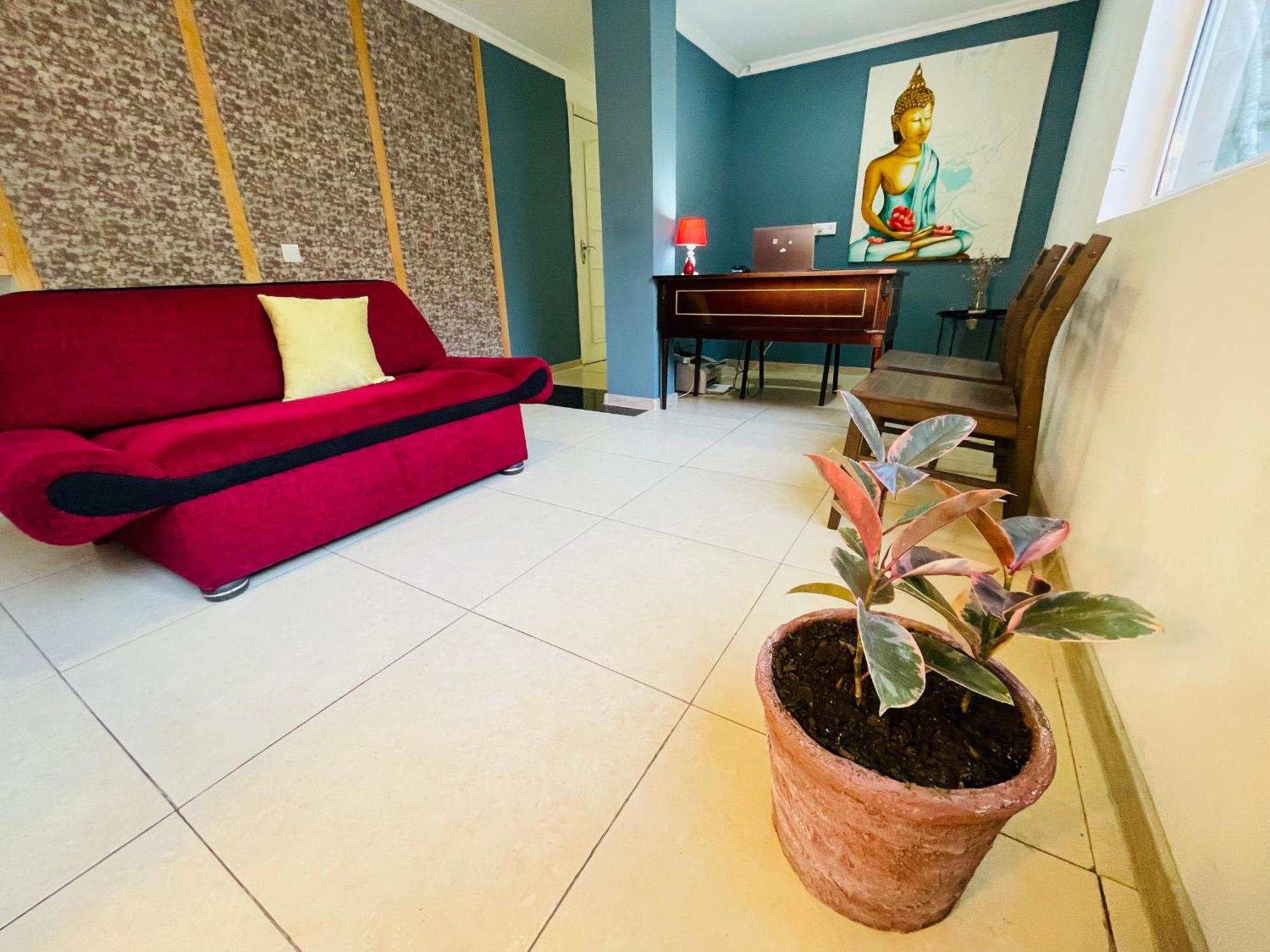 Hotel Klarastan Bon Voyage Tbilisi Ngoại thất bức ảnh